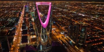 إدانات عربية وإسلامية واسعة لاعتداءات ميليشيا الحوثي الإرهابية  على المنشأت والمطارات السعودية.