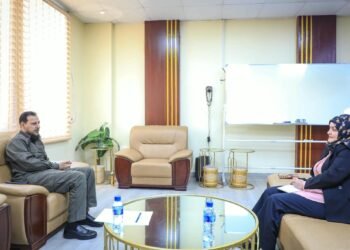 محافظ العاصمة عدن يناقش مع وزيرة الشؤون القانونية آليات تعزيز مبادئ الشفافية وحماية المال العام